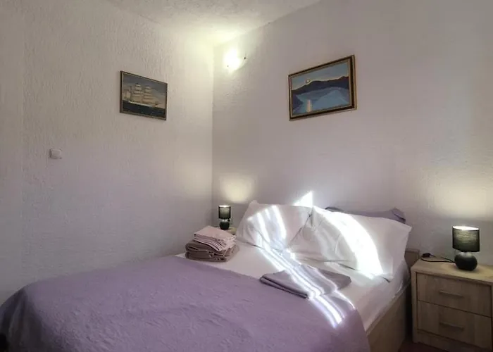 Stella Maris - Family