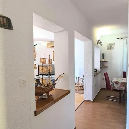 Stella Maris - Family